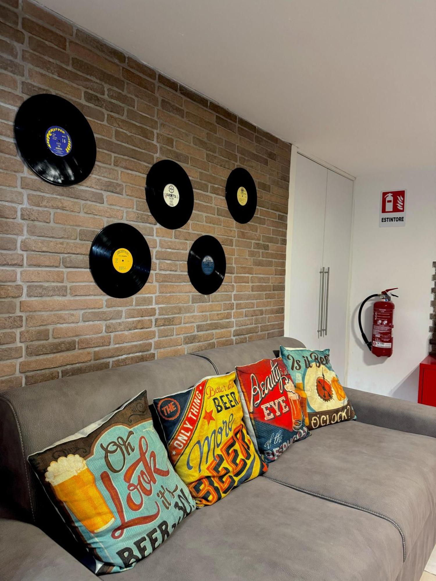 Frizzi & Lazzi House Διαμέρισμα Νάπολη Εξωτερικό φωτογραφία